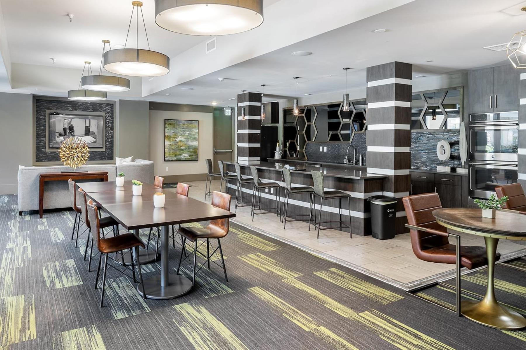 Uptown 4Th Ward Luxury Apt Year-Round Pool Charlotte Esterno foto