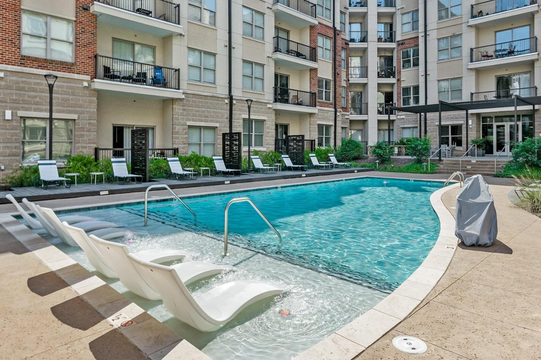Uptown 4Th Ward Luxury Apt Year-Round Pool Charlotte Esterno foto